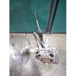 Mozzo fusello sospensione completa con pinza freno post sx Alfa Romeo Giulietta 2.0 JTDm dal 2010 al 2015  1732722030735