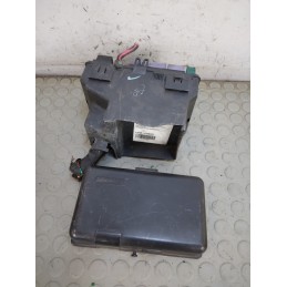 Centralina portafusibili Renault Laguna II serie dal 2005 al 2007 cod 8200674197  1733156009441