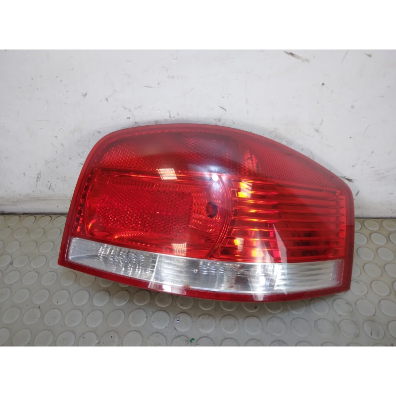 Fanale fanalino stop post dx Audi A3 3porte dal 2003 al 2005 cod 8p0945258  1733745751461