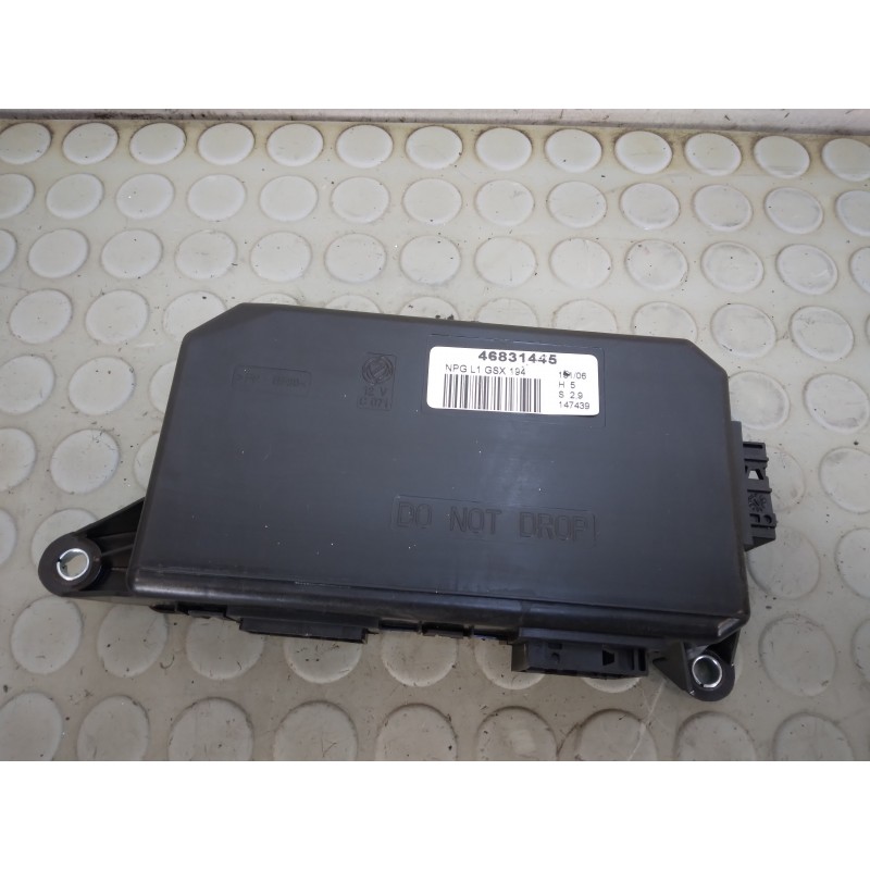 Centralina sportello portiera ant sx Fiat Croma II serie dal 2005 al 2010 cod 46831445  1733821654891