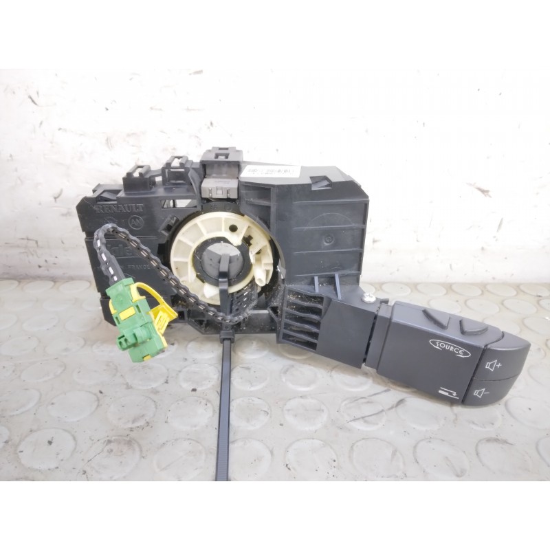 Contatto spiralato con comando radio Renault Twingo II serie dal 2007 al 2012 cod 8200515827F  1734599456434