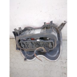 Fanale fanalino stop post dx Smart Fortwo W451 dal 2007 al 2011 cod a4518200264  1734691165586