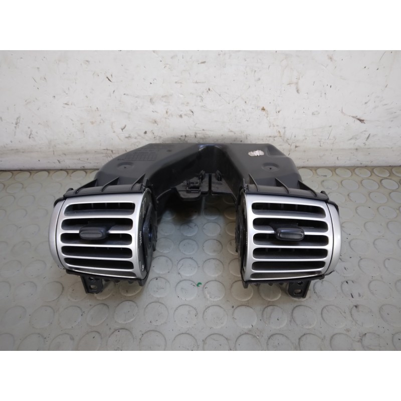 Bocchetta aria areazione centrale Smart Fortwo W451 dal 2007 al 2015 cod a4518300254  1734705086500