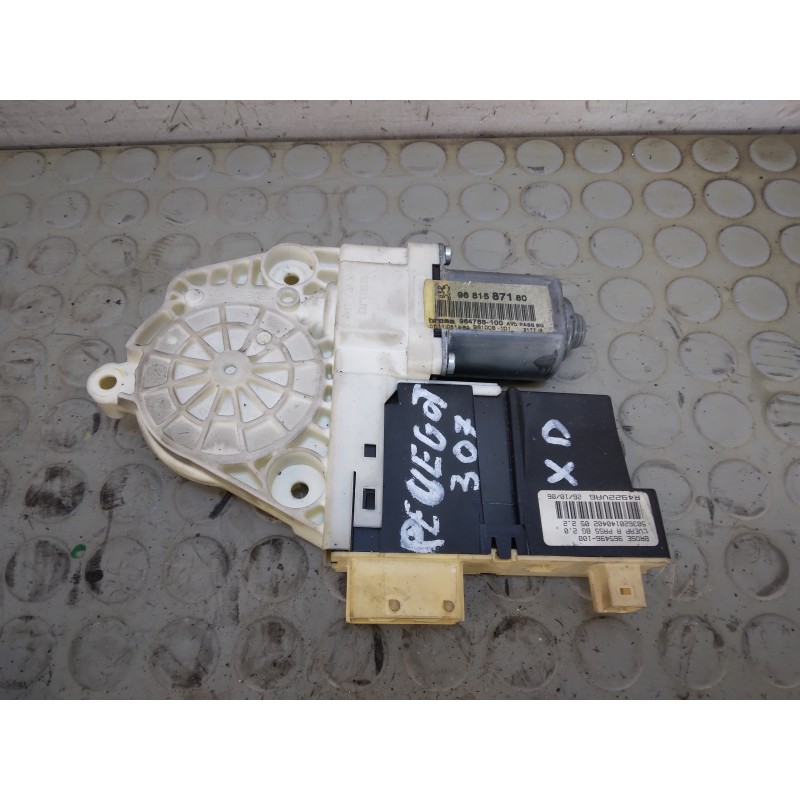 Motorino alzavetro ant dx Peugeot 307 SW dal 2001 al 2009 cod 9681587180  1735035031390