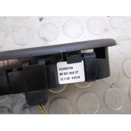 Pulsantiera alzavetro ant dx Peugeot 307 SW dal 2001 al 2009 cod 53269709  1735039263155