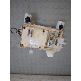 Scatola porta fusibili Toyota Corolla Verso dal 2004 al 2009 cod 89221-0f010  1736421413219