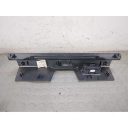 Modanatura pulsante chiudi portellone elettrico post Volvo V90 Cross Country dal 2016 al 2020 cod 31426781  1737037772615