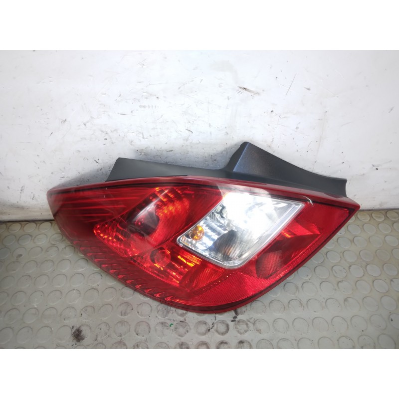 Fanale fanalino stop post sx Opel Corsa D 5 porte dal 2006 al 2014 cod 13269050  1737366391761