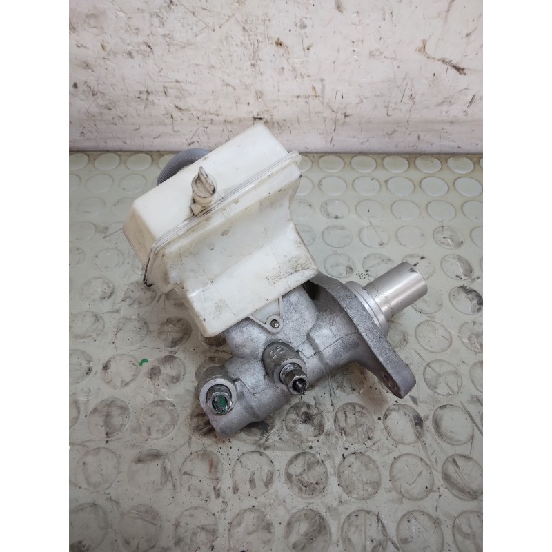 Pompa freno con vaschetta Renault Espace IV dal 2002 al 2007 cod 8200181766  1738146955562