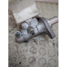 Pompa freno con vaschetta Renault Espace IV dal 2002 al 2007 cod 8200181766  1738146955562
