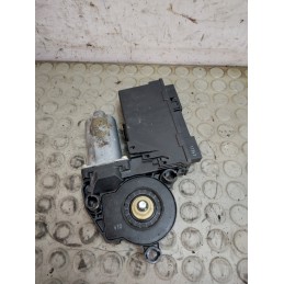 Motorino alzavetro ant dx Audi A2 dal 1999 al 2005 cod 8z1959802a  1739351539004