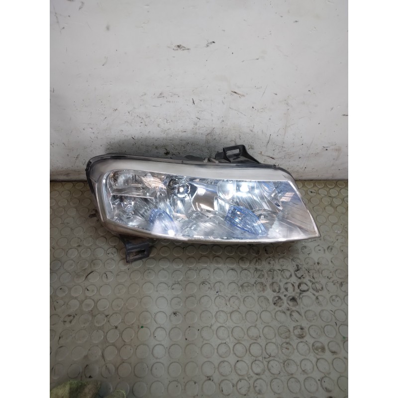 Faro fanale proiettore ant dx Fiat Stilo dal 2001 al 2005 cod 51758092  1739784881640