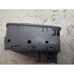 Pulsantiera alzavetro ant sx Opel Corsa D dal 2006 al 2014 cod 13258521  1739890044533
