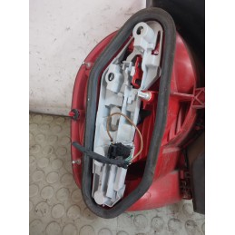 Fanale fanalino stop post dx Renault Modus dal 2004 al 2013 cod 8200655990  1739895093901