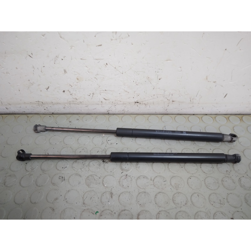 Coppia pistoncini portellone bagagliaio posteriore Fiat Panda 312 dal 2015 al 2019 cod 00518416340  1740149939142