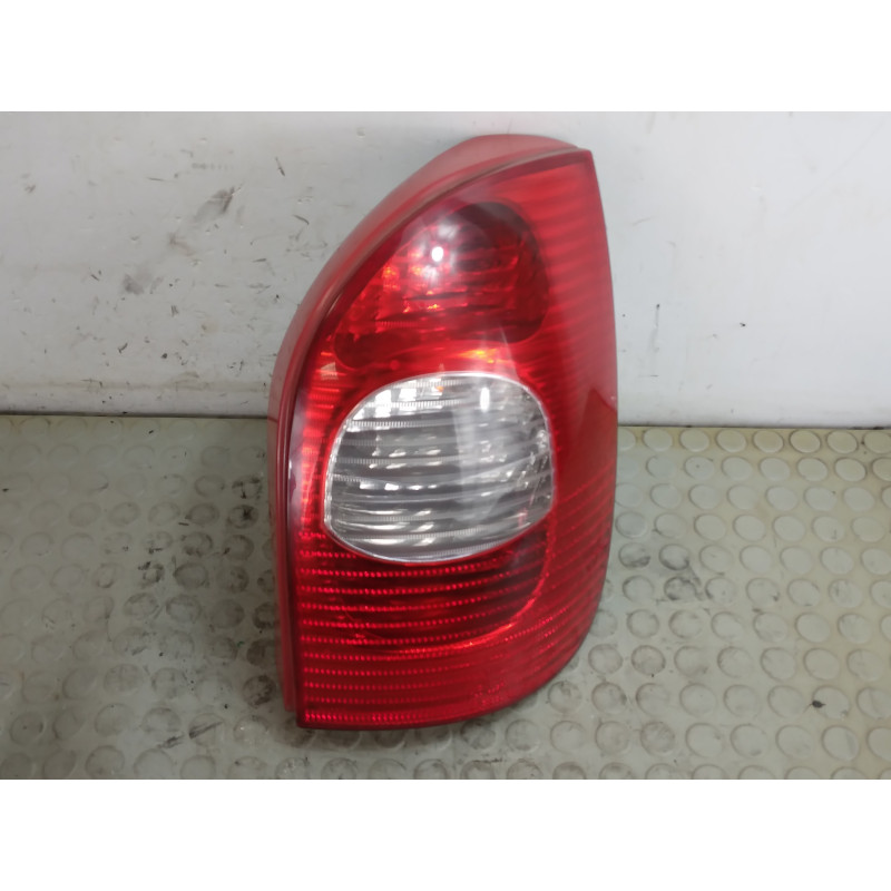 Fanale fanalino stop post dx Citroen Xsara picasso dal 1999 al 2005 cod 89032868  1741007874643