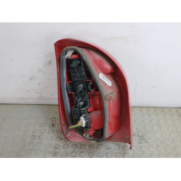 Fanale fanalino stop post dx Citroen Xsara picasso dal 1999 al 2005 cod 89032868  1741007874643