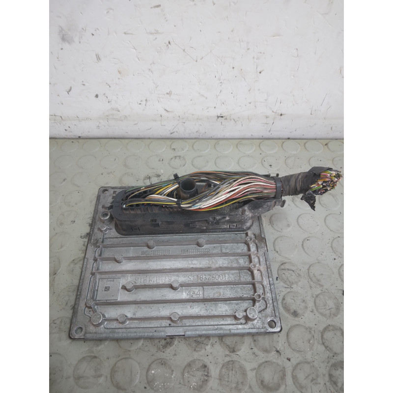 Centralina motore Ford Fiesta V 1.2 b dal 2002 al 2008 cod 6s61-12a650-fh  1741010889764