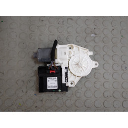 Motorino alzavetro ant dx Audi A3 8p al 2003 al 2010 3 porte cod 8p0959802h  1741083311322