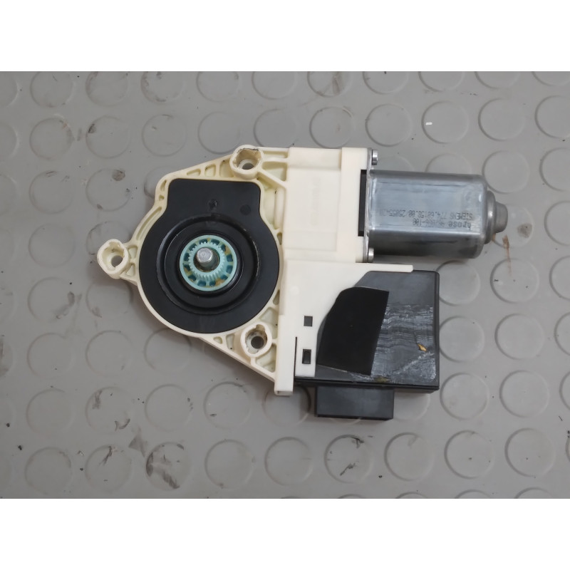 Motorino alzavetro ant sx Seat Ibiza dal 2003 al 2009 III serie cod 6L3837461  1741187909203