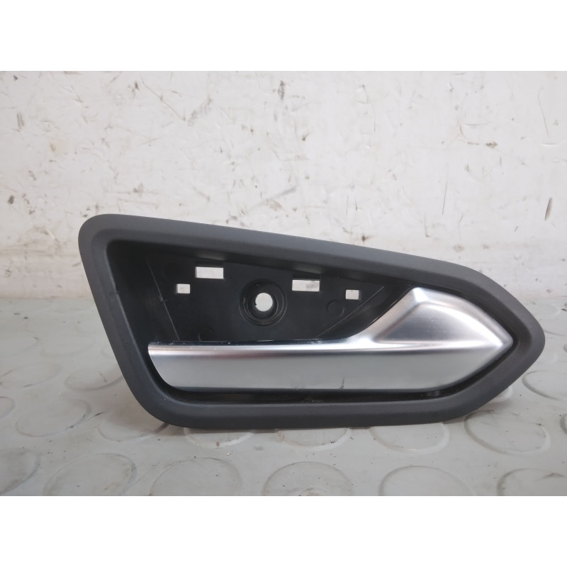 Maniglia interna post dx Renault Captur dal 2014 al 2019 cod 826721378r  1741273228805