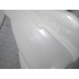 Vaschetta radiatore acqua raffreddamento Renault Captur Hybrid dal 2019 al 2024 cod 217102102r  1741276569851