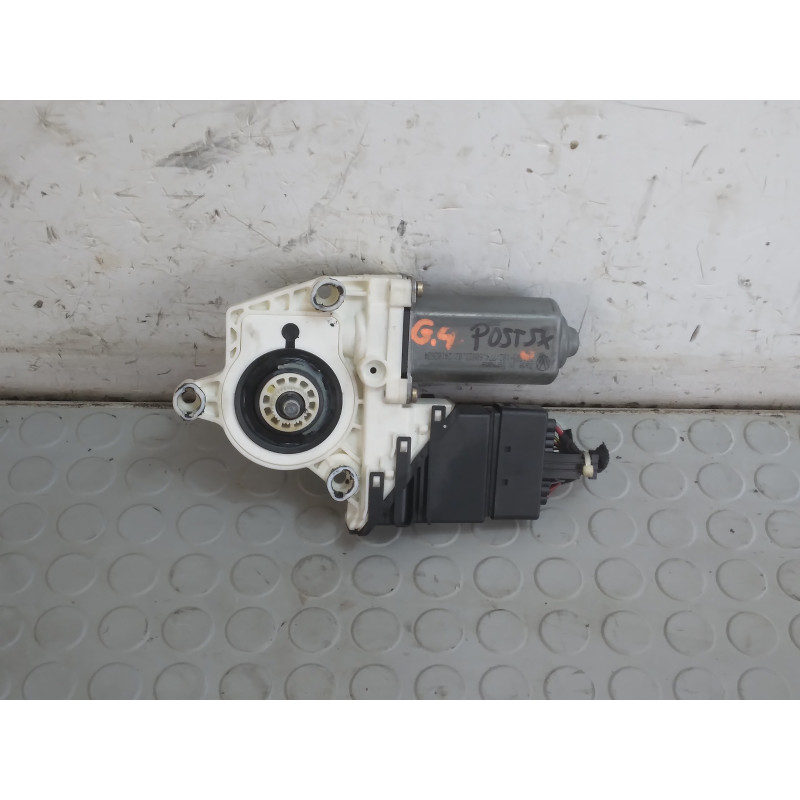 Motorino alza vetro post sx Vw Golf IV serie dal 1997 al 2004 cod 1c0959811a  1741346400046
