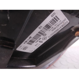 Fanale fanalino stop post sx Renault Captur Hybrid dal 2019 al 2024 cod 265558746r  1741356298633