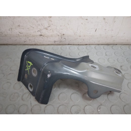 Supporto staffa montaggio parafango destro Renault Captur dal 2019 al 2024 cod 625b41240  1741360403801