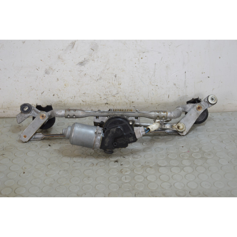 Motorino tergicristallo ant Toyota Prius XW30 dal 2009 al 2015 III serie cod 85110-47120  1742375787917