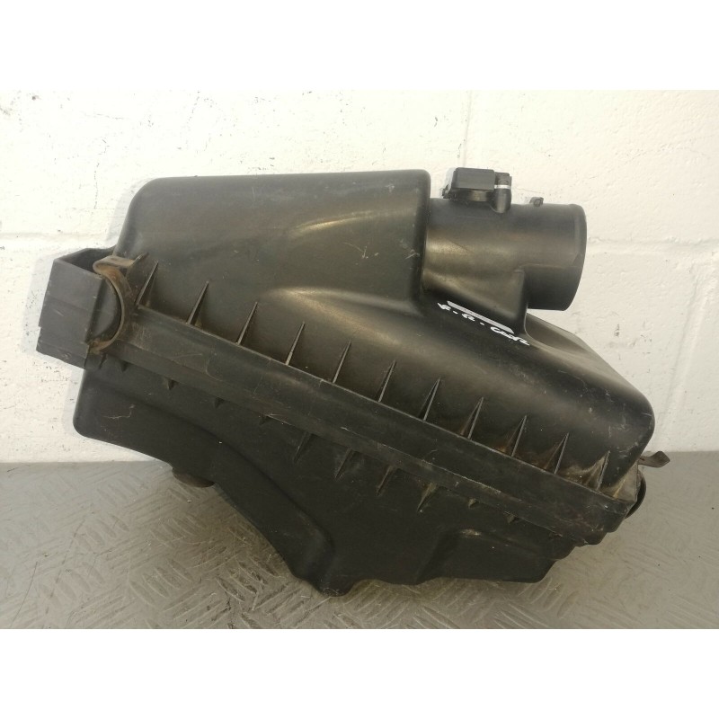 SCATOLA FILTRO ARIA TOYOTA COROLLA VERSO 2.0 D (E120) DAL 2001 AL 2007  2400000042198