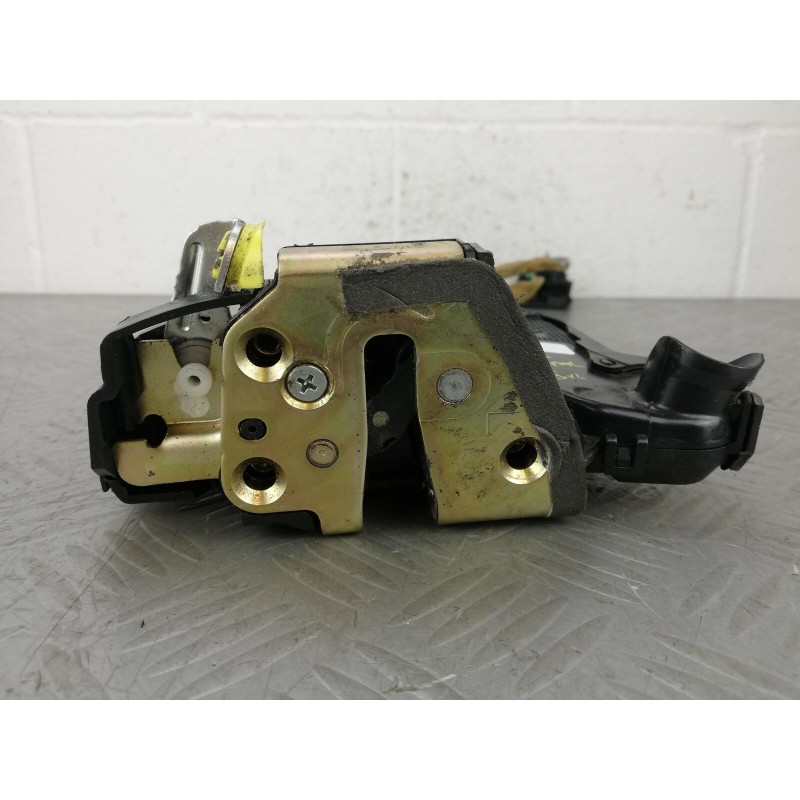 SERRATURA ELETTRICA ANT.SX TOYOTA COROLLA VERSO DAL 2001 AL 2007  2400000042563