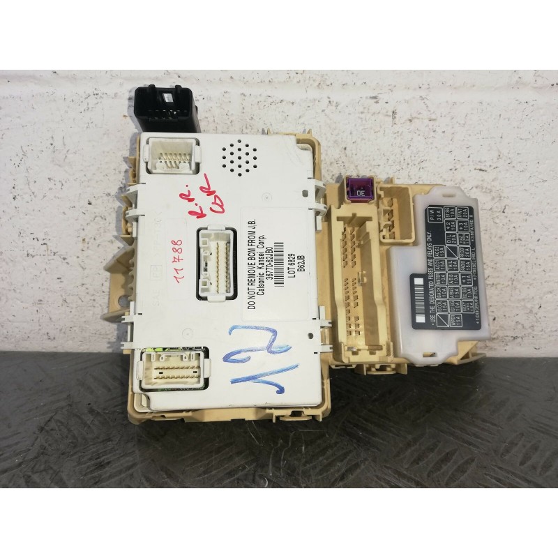 CENTRALINA SCATOLA FUSIBILI COMPLETA SUZUKI SWIFT 1.3 B DAL 2004 AL 2010  2400000043058
