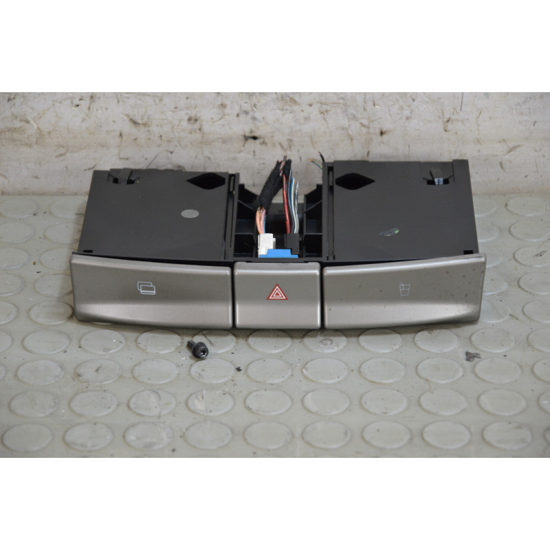 Pulsante quattro frecce porta oggetti Lancia Lybra dal 1999 al 2006 cod lg168.0000-00.00  1743426385687