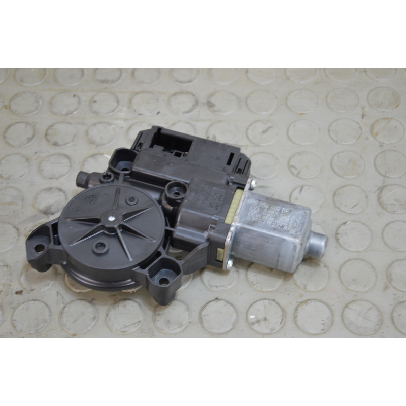 Motorino alzavetro ant dx Vw Polo 6R dal 2014 al 2018 cod 6r0959802be  1743606457128