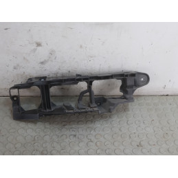 Staffa supporto interno fanalino post sx Nissan Cube Z12 dal 2008 al 2014 cod 85043-1fa0a  1743670191010