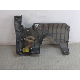 Modanatura plastica inferiore piantone sterzo Nissan Cube Z12 dal 2008 al 2014 cod 68962  1743672756828