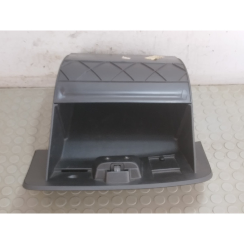 Cassetto vano portaoggetti Renault Clio IV serie dal 2012 al 2016 cod 681087227R  1743769834590