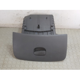 Cassetto vano portaoggetti Renault Clio IV serie dal 2012 al 2016 cod 681087227R  1743769834590