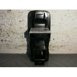 PULSANTE ALZAVETRI ALZACRISTALLI POST.DX TOYOTA COROLLA VERSO E120 DAL 01 AL 07  2400000042006