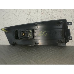 PULSANTE ALZAVETRI ALZACRISTALLI ANT.DX TOYOTA COROLLA DAL 2000 AL 2007  2400000042020