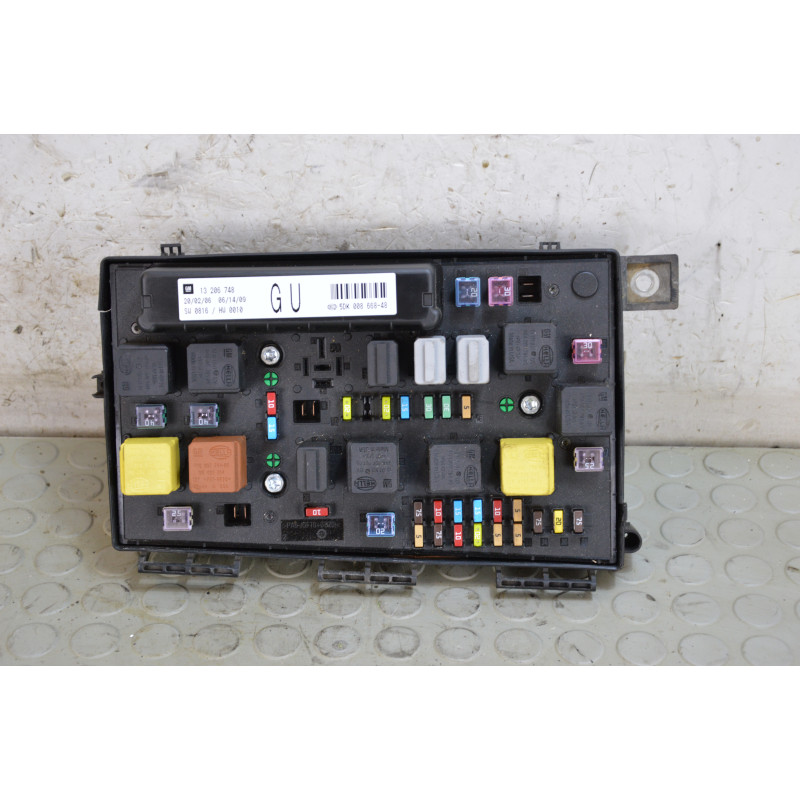 Centralina portafusibili Opel Astra H dal 2004 al 2011 cod 13206748  1744981720999