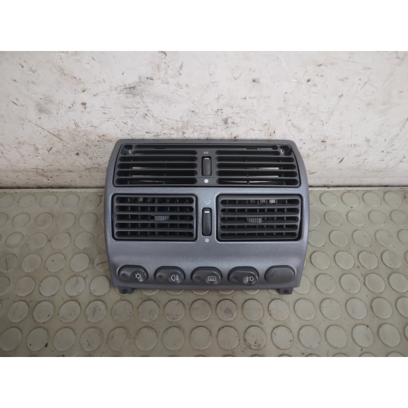Bocchette area areazione pulsantiera multifunzione Fiat Punto 176 dal 2003 al 1999 cod 222899  1746539753190