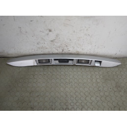 Modanatura maniglia portellone posteriore Renault Scenic XMod III serie dal 2009 al 2016 cod 848100006r  1746621120053
