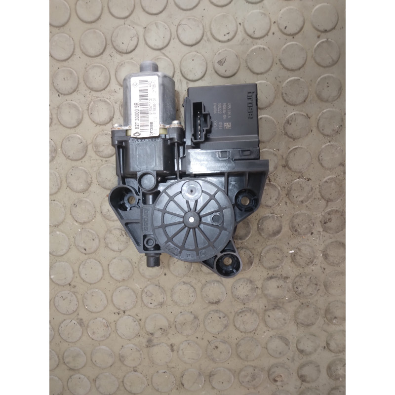 Motorino alza vetro post dx Renault Scenic XMod III serie dal 2009 al 2016 cod 827300005r  1746690046186