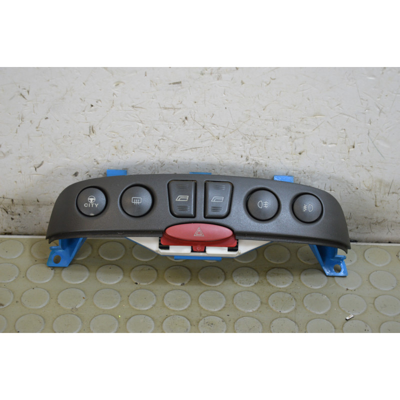 Pulsantiera alzavetro centrale Fiat Punto 188 dal 2003 al 2007 cod a223  1747727988592