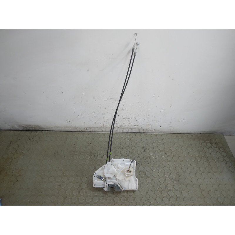 Serratura elettrica ant dx Suzuki Splash dal 2008 al 2015 cod 8261063J00000  1748013042530