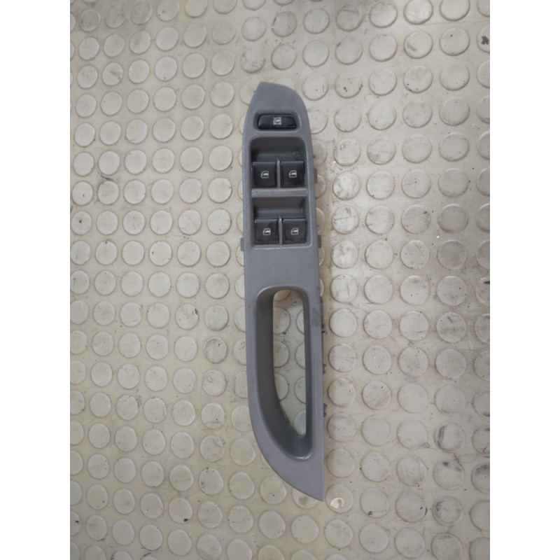 Pulsantiera alzavetro ant sx Seat Ibiza III serie dal 2001 al 2009 cod 6l186717  1748421594041