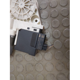 Motorino alzavetro ant sx Seat Ibiza III serie dal 2001 al 2009 cod 986031-105  1748423186176