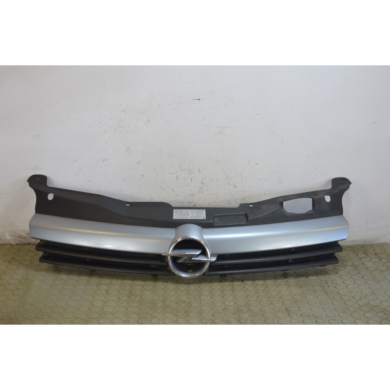 Mascherina griglia presa d aria Opel Astra H dal 2004 al 2011 cod 13108463 13135487 13149465  1748438383515
